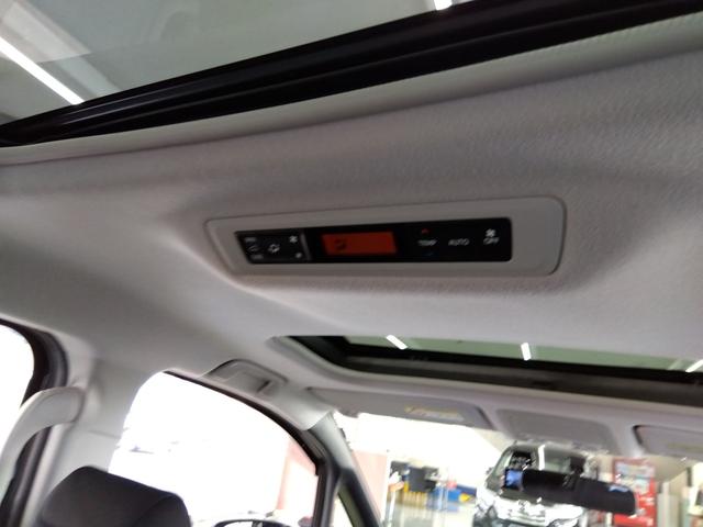 ヴォクシー ZS 4WD ドライブレコーダー ETC バックカメラ ナビ TV 両側電動スライドドア オートライト LEDヘッドランプ サンルーフ スマートキー アイドリングストップ 電動格納ミラー 3列シート(27枚目)