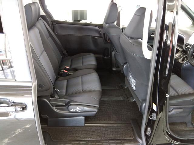 ヴォクシー ZS 4WD ドライブレコーダー ETC バックカメラ ナビ TV 両側電動スライドドア オートライト LEDヘッドランプ サンルーフ スマートキー アイドリングストップ 電動格納ミラー 3列シート(39枚目)