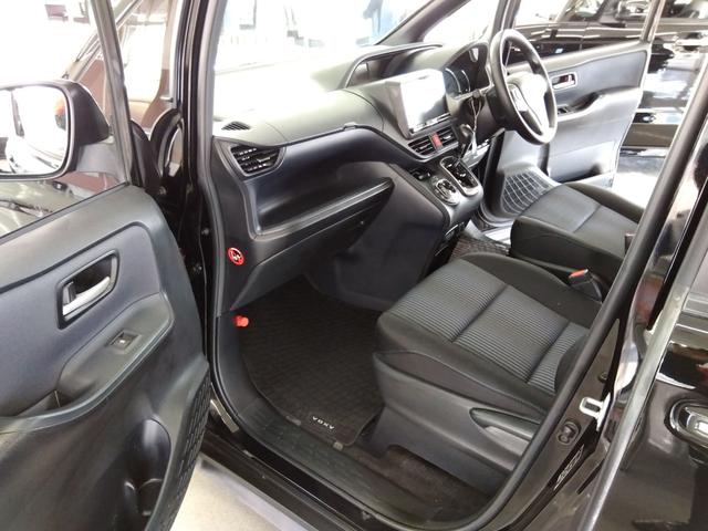 ヴォクシー ZS 4WD ドライブレコーダー ETC バックカメラ ナビ TV 両側電動スライドドア オートライト LEDヘッドランプ サンルーフ スマートキー アイドリングストップ 電動格納ミラー 3列シート(40枚目)