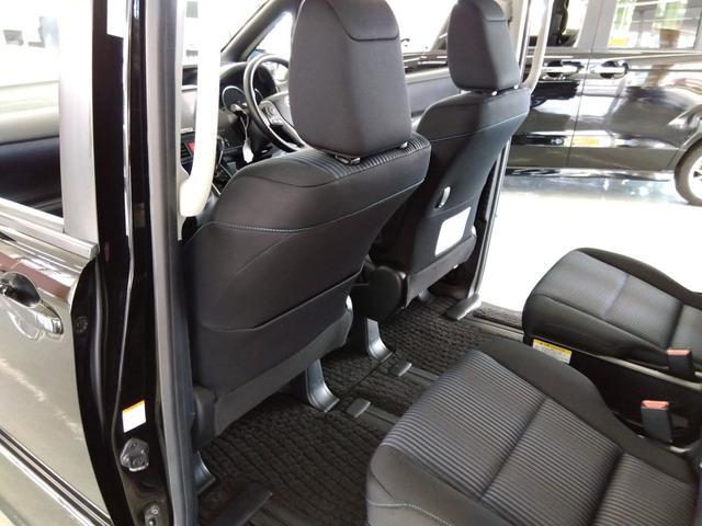 ヴォクシー ZS 4WD ドライブレコーダー ETC バックカメラ ナビ TV 両側電動スライドドア オートライト LEDヘッドランプ サンルーフ スマートキー アイドリングストップ 電動格納ミラー 3列シート(41枚目)