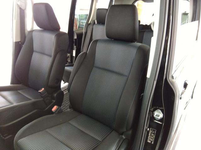 ヴォクシー ZS 4WD ドライブレコーダー ETC バックカメラ ナビ TV 両側電動スライドドア オートライト LEDヘッドランプ サンルーフ スマートキー アイドリングストップ 電動格納ミラー 3列シート(45枚目)