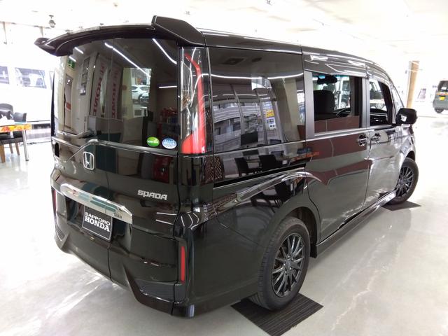 ステップワゴンスパーダ スパーダ　ホンダセンシング　ワンオーナー　４ＷＤ　衝突軽減　クルコン　ＶＳＡ　レーンアシスト　純正ナビＴＶ　純正後席モニター　両側パワースライド　純正ドライブレコーダー　ＥＧスターター　冬タイヤ付き（8枚目）