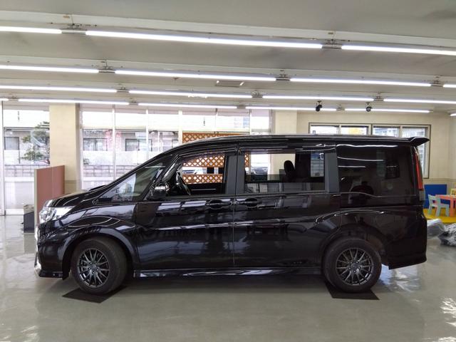 ステップワゴンスパーダ スパーダ　ホンダセンシング　ワンオーナー　４ＷＤ　衝突軽減　クルコン　ＶＳＡ　レーンアシスト　純正ナビＴＶ　純正後席モニター　両側パワースライド　純正ドライブレコーダー　ＥＧスターター　冬タイヤ付き（13枚目）