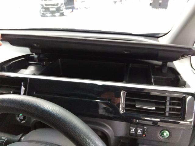 ステップワゴンスパーダ スパーダ　ホンダセンシング　ワンオーナー　４ＷＤ　衝突軽減　クルコン　ＶＳＡ　レーンアシスト　純正ナビＴＶ　純正後席モニター　両側パワースライド　純正ドライブレコーダー　ＥＧスターター　冬タイヤ付き（41枚目）