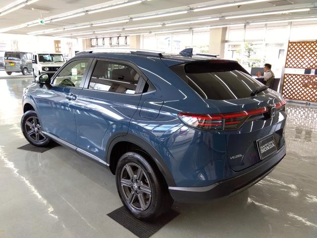 ヴェゼル e:HEV X・HuNTパッケージ ワンオーナー 衝突軽減 レーンキープ VSA クルコン ハーフレザーシート 純正ナビ フルセグ ブルートゥース DVD再生 Bカメラ ETC 純正ドラレコ(前後)冬タイヤ付き(11枚目)