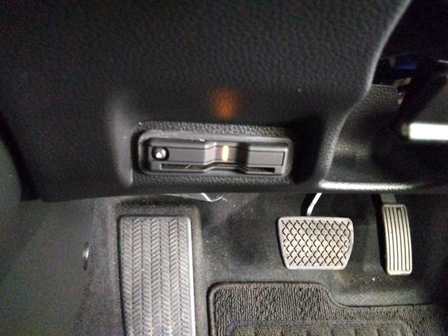 ヴェゼル e:HEV X・HuNTパッケージ ワンオーナー 衝突軽減 レーンキープ VSA クルコン ハーフレザーシート 純正ナビ フルセグ ブルートゥース DVD再生 Bカメラ ETC 純正ドラレコ(前後)冬タイヤ付き(24枚目)