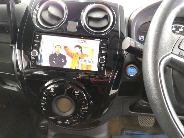 ノート e-パワー X FOUR 4WD TV クリアランスソナー レーンアシスト 衝突被害軽減システム アルミホイール スマートキー アイドリングストップ 電動格納ミラー CVT 盗難防止システム 衝突安全ボディ ABS ESC(3枚目)