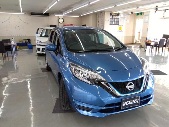 ノート e-パワー X FOUR 4WD TV クリアランスソナー レーンアシスト 衝突被害軽減システム アルミホイール スマートキー アイドリングストップ 電動格納ミラー CVT 盗難防止システム 衝突安全ボディ ABS ESC(13枚目)