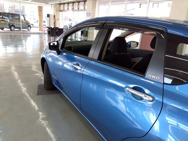 ノート e-パワー X FOUR 4WD TV クリアランスソナー レーンアシスト 衝突被害軽減システム アルミホイール スマートキー アイドリングストップ 電動格納ミラー CVT 盗難防止システム 衝突安全ボディ ABS ESC(16枚目)