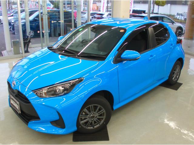 ヤリス G 4WD ETC 全周囲カメラ オートクルーズコントロール レーンアシスト 衝突被害軽減システム アルミホイール オートマチックハイビーム オートライト スマートキー シートヒーター CVT(13枚目)