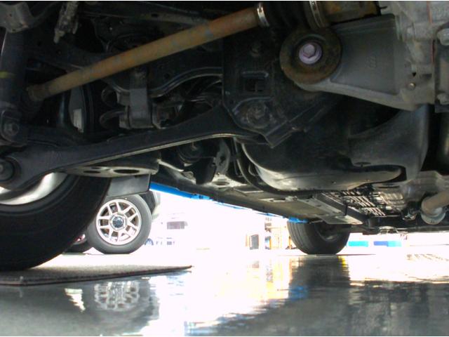 ヤリス G 4WD ETC 全周囲カメラ オートクルーズコントロール レーンアシスト 衝突被害軽減システム アルミホイール オートマチックハイビーム オートライト スマートキー シートヒーター CVT(20枚目)