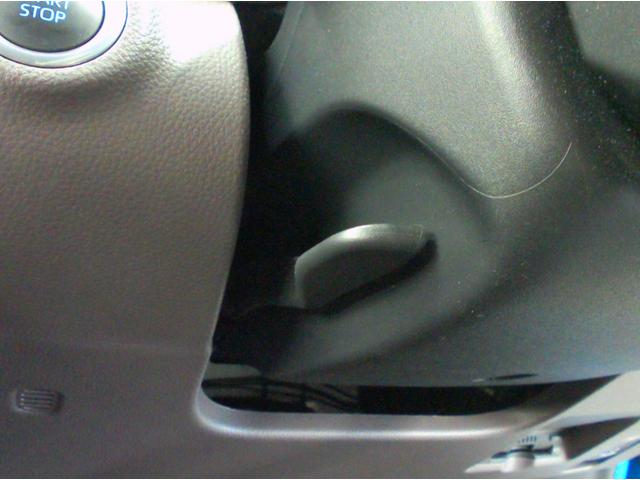 ヤリス G 4WD ETC 全周囲カメラ オートクルーズコントロール レーンアシスト 衝突被害軽減システム アルミホイール オートマチックハイビーム オートライト スマートキー シートヒーター CVT(43枚目)