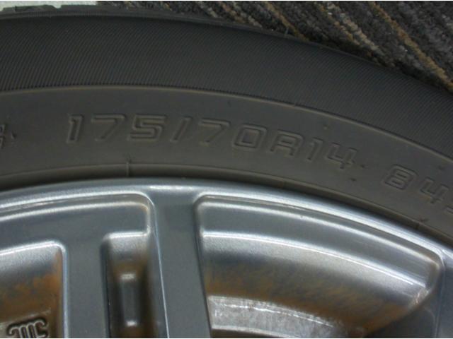 ヤリス G 4WD ETC 全周囲カメラ オートクルーズコントロール レーンアシスト 衝突被害軽減システム アルミホイール オートマチックハイビーム オートライト スマートキー シートヒーター CVT(51枚目)