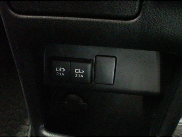 ヴォクシー ZS ワンオーナー 衝突軽減 クルコン 横滑り防止 純正ナビ フルセグ ブルートゥース DVD再生 Bカメラ 後席モニター 両側パワースライドドア EGスターター ドラレコ 冬タイヤ付き(38枚目)