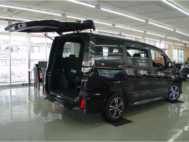 ヴォクシー ZS ワンオーナー 衝突軽減 クルコン 横滑り防止 純正ナビ フルセグ ブルートゥース DVD再生 Bカメラ 後席モニター 両側パワースライドドア EGスターター ドラレコ 冬タイヤ付き(60枚目)