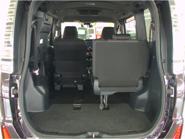 ヴォクシー ZS ワンオーナー 衝突軽減 クルコン 横滑り防止 純正ナビ フルセグ ブルートゥース DVD再生 Bカメラ 後席モニター 両側パワースライドドア EGスターター ドラレコ 冬タイヤ付き(64枚目)