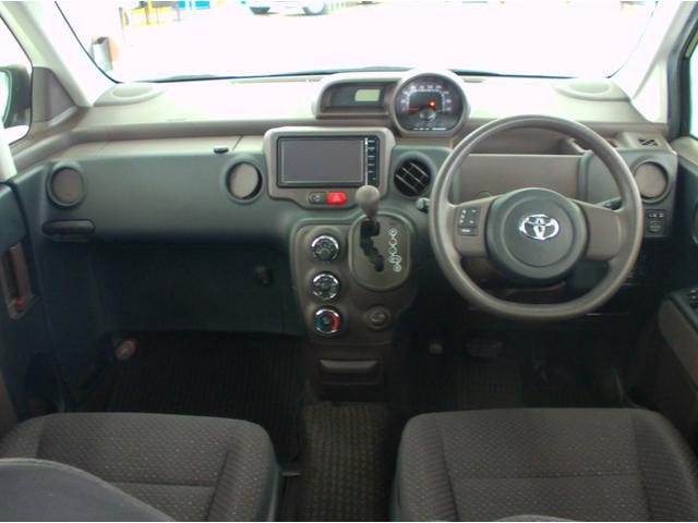 スペイド Ｆ　４ＷＤ　バックカメラ　ナビ　ＴＶ　電動スライドドア　スマートキー　電動格納ミラー　ウォークスルー　ＣＶＴ　ＣＤ　ミュージックプレイヤー接続可　Ｂｌｕｅｔｏｏｔｈ　衝突安全ボディ　ＡＢＳ　ＥＳＣ（2枚目）