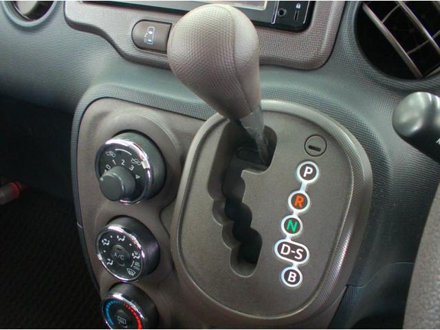 スペイド Ｆ　４ＷＤ　バックカメラ　ナビ　ＴＶ　電動スライドドア　スマートキー　電動格納ミラー　ウォークスルー　ＣＶＴ　ＣＤ　ミュージックプレイヤー接続可　Ｂｌｕｅｔｏｏｔｈ　衝突安全ボディ　ＡＢＳ　ＥＳＣ（8枚目）