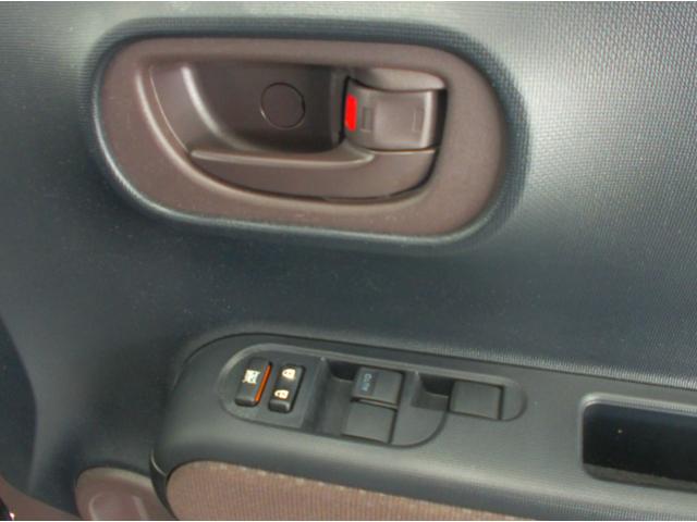 スペイド Ｆ　４ＷＤ　バックカメラ　ナビ　ＴＶ　電動スライドドア　スマートキー　電動格納ミラー　ウォークスルー　ＣＶＴ　ＣＤ　ミュージックプレイヤー接続可　Ｂｌｕｅｔｏｏｔｈ　衝突安全ボディ　ＡＢＳ　ＥＳＣ（42枚目）