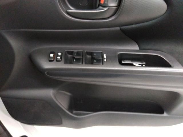 ウィッシュ 1.8X 4WD ETC バックカメラ ナビ スマートキー 電動格納ミラー 3列シート CVT アルミホイール 衝突安全ボディ ABS ESC エアコン パワーステアリング パワーウィンドウ(10枚目)