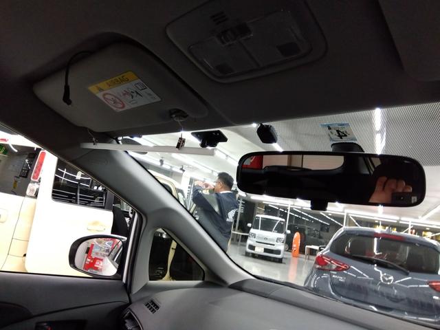 ウィッシュ 1.8X 4WD ETC バックカメラ ナビ スマートキー 電動格納ミラー 3列シート CVT アルミホイール 衝突安全ボディ ABS ESC エアコン パワーステアリング パワーウィンドウ(11枚目)