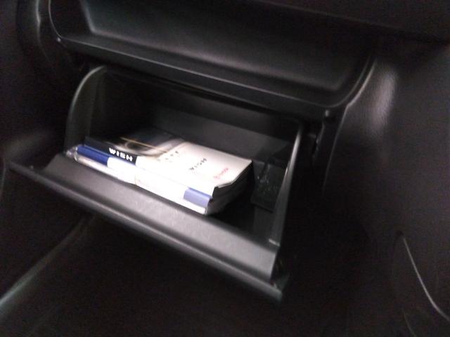 ウィッシュ 1.8X 4WD ETC バックカメラ ナビ スマートキー 電動格納ミラー 3列シート CVT アルミホイール 衝突安全ボディ ABS ESC エアコン パワーステアリング パワーウィンドウ(26枚目)