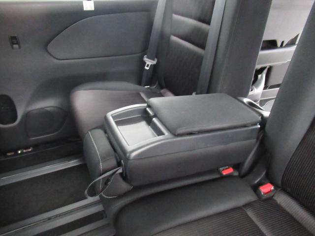 セレナ ハイウェイスター　Ｖセレクション　４ＷＤ　ハイブリッド　衝突軽減　横滑り防止　クルコン　純正メモリーナビ　フルセグ　ブルートゥース　ＤＶＤ再生　全方位カメラ　両側パワースライドドア　ＥＧスターター　ドライブレコーダー（26枚目）