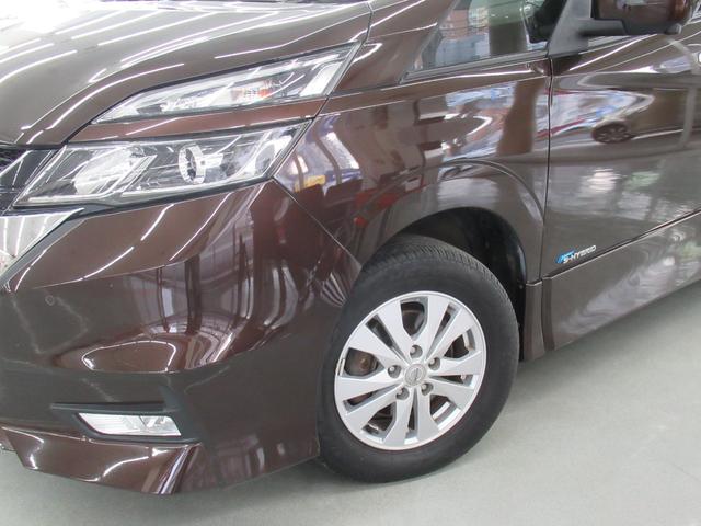 セレナ ハイウェイスター　Ｖセレクション　４ＷＤ　ハイブリッド　衝突軽減　横滑り防止　クルコン　純正メモリーナビ　フルセグ　ブルートゥース　ＤＶＤ再生　全方位カメラ　両側パワースライドドア　ＥＧスターター　ドライブレコーダー（42枚目）