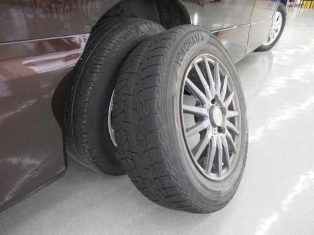 セレナ ハイウェイスター　Ｖセレクション　４ＷＤ　ハイブリッド　衝突軽減　横滑り防止　クルコン　純正メモリーナビ　フルセグ　ブルートゥース　ＤＶＤ再生　全方位カメラ　両側パワースライドドア　ＥＧスターター　ドライブレコーダー（43枚目）