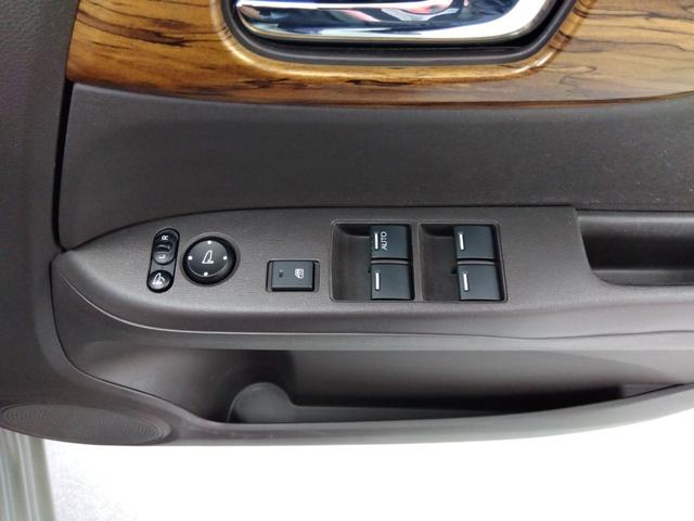 Ｎ－ＯＮＥ セレクト　４ＷＤ　純正メモリーナビ　Ｒカメラ　ＥＴＣ　純正エンスタ　ＬＥＤライト　スマートキー　衝突軽減装置　横滑り防止装備（42枚目）