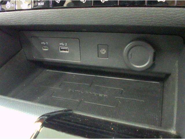 ■グループ唯一のＵ−ＣＡＲ室内ショールーム完備の札幌ホンダ南郷店■事前にご連絡頂けますとスムーズにご案内できますよ。