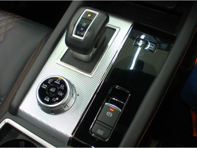 ■札幌ホンダ南郷店は悪天候や夜間のご来店の際もＬＥＤ照明のショールーム内でゆっくりお車をご覧いただけます！