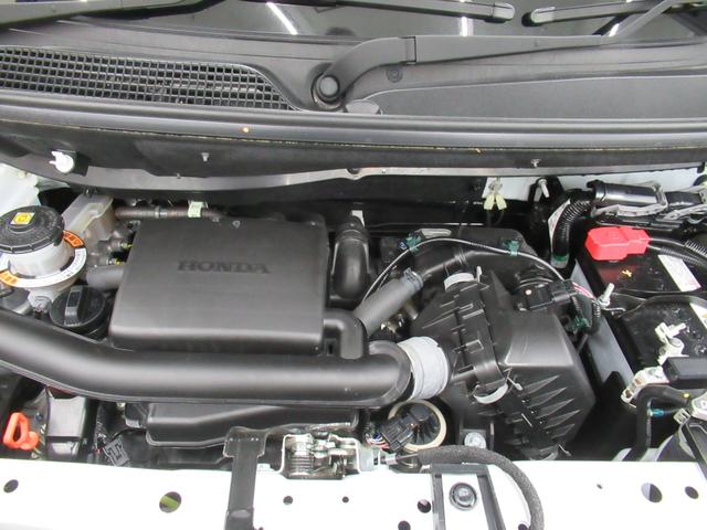 Ｎ－ＢＯＸ ベースグレード　４ＷＤ　純正メモリーナビ　Ｒカメラ　ＥＴＣ　ＬＥＤライト　シートヒーター　ブルートウース対応　ドラレコ　衝突軽減装置　横滑り防止装備　スマートキー（17枚目）