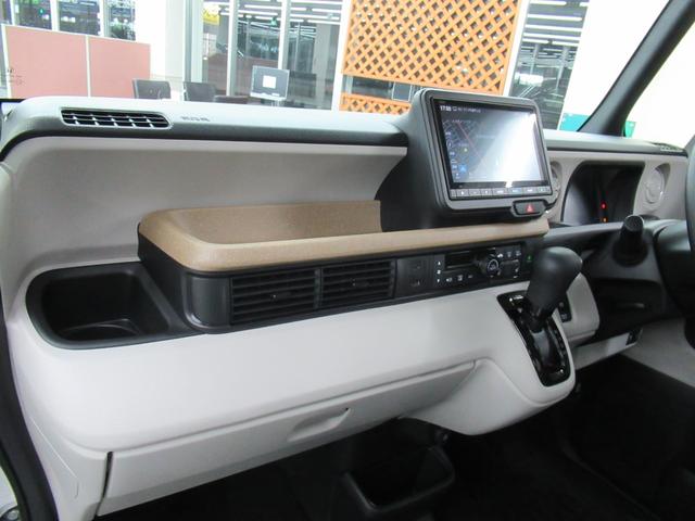 Ｎ－ＢＯＸ ベースグレード　４ＷＤ　純正メモリーナビ　Ｒカメラ　ＥＴＣ　ＬＥＤライト　シートヒーター　ブルートウース対応　ドラレコ　衝突軽減装置　横滑り防止装備　スマートキー（19枚目）