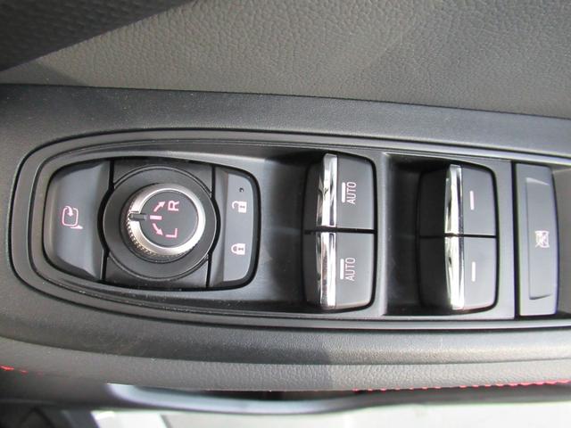 フォレスター Ｘ－ブレイク　４ＷＤ　社外メモリーナビ　Ｒカメラ　ＥＴＣ　ＬＥＤライト　スマートキーシートヒーター　ブルートウース対応　パワーシート　衝突軽減装置（13枚目）