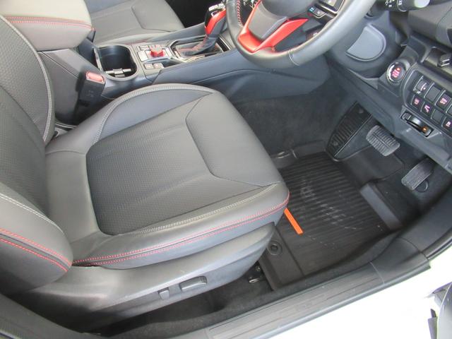 フォレスター Ｘ－ブレイク　４ＷＤ　社外メモリーナビ　Ｒカメラ　ＥＴＣ　ＬＥＤライト　スマートキーシートヒーター　ブルートウース対応　パワーシート　衝突軽減装置（18枚目）