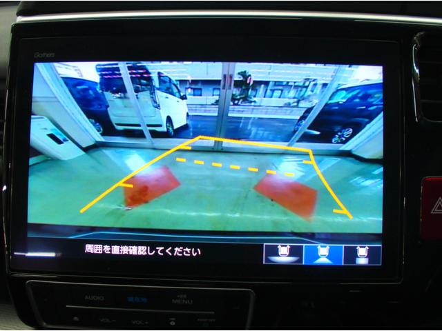 ステップワゴンスパーダ スパーダ・クールスピリット　ホンダセンシング　４ＷＤ　ＥＴＣ　バックカメラ　ナビ　ＴＶ　オートクルーズコントロール　レーンアシスト　衝突被害軽減システム　両側電動スライドドア　オートライト　ＬＥＤヘッドランプ　スマートキー　アイドリングストップ（4枚目）