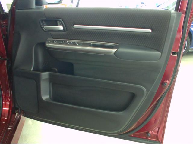 ステップワゴンスパーダ スパーダ・クールスピリット　ホンダセンシング　４ＷＤ　ＥＴＣ　バックカメラ　ナビ　ＴＶ　オートクルーズコントロール　レーンアシスト　衝突被害軽減システム　両側電動スライドドア　オートライト　ＬＥＤヘッドランプ　スマートキー　アイドリングストップ（48枚目）