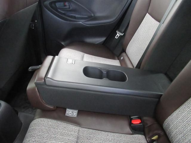 ヤリスクロス ハイブリッドＺ　４ＷＤ　Ｒカメラ　ＥＴＣ　ＬＥＤライト　スマートキー　衝突軽減装置　横滑り防止装備　夏冬タイヤ装備（26枚目）