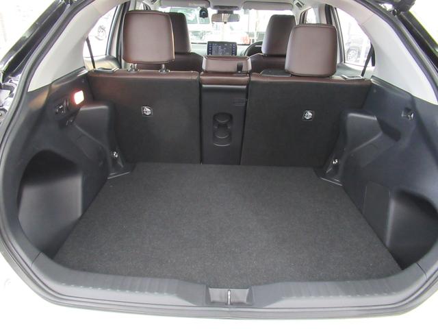 ヤリスクロス ハイブリッドＺ　４ＷＤ　Ｒカメラ　ＥＴＣ　ＬＥＤライト　スマートキー　衝突軽減装置　横滑り防止装備　夏冬タイヤ装備（27枚目）