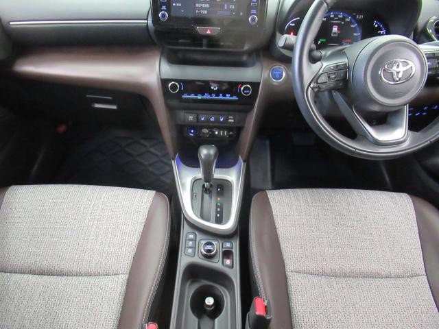 ヤリスクロス ハイブリッドＺ　４ＷＤ　Ｒカメラ　ＥＴＣ　ＬＥＤライト　スマートキー　衝突軽減装置　横滑り防止装備　夏冬タイヤ装備（41枚目）