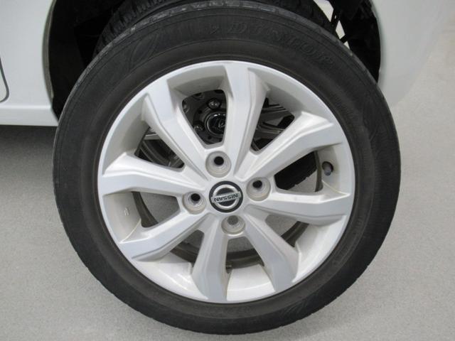 デイズ X 4WD 社外メモリーナビ Rカメラ ETC ドラレコ シートヒーター オートライト 衝突軽減装置 スマートキー 横滑り防止装備(8枚目)