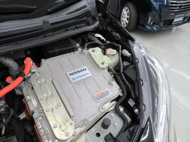 ノート e-パワー メダリスト FOUR 4WD 純正メモリーナビ Rカメラ ETC LEDライト ブルートウース対応 ドラレコ オートライト 衝突軽減装置 横滑り防止装備(17枚目)