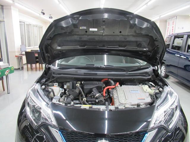 ノート e-パワー メダリスト FOUR 4WD 純正メモリーナビ Rカメラ ETC LEDライト ブルートウース対応 ドラレコ オートライト 衝突軽減装置 横滑り防止装備(18枚目)