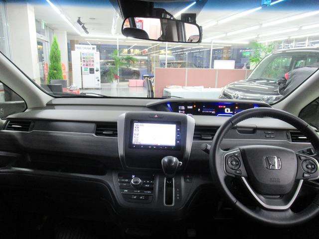 フリード G・ホンダセンシング 4WD 純正メモリーナビ Rカメラ ETC LEDライト 純正エンスタ 左右電動スライドドア シートヒーター ブルートウース対応 ドラレコ 衝突軽減装置(19枚目)