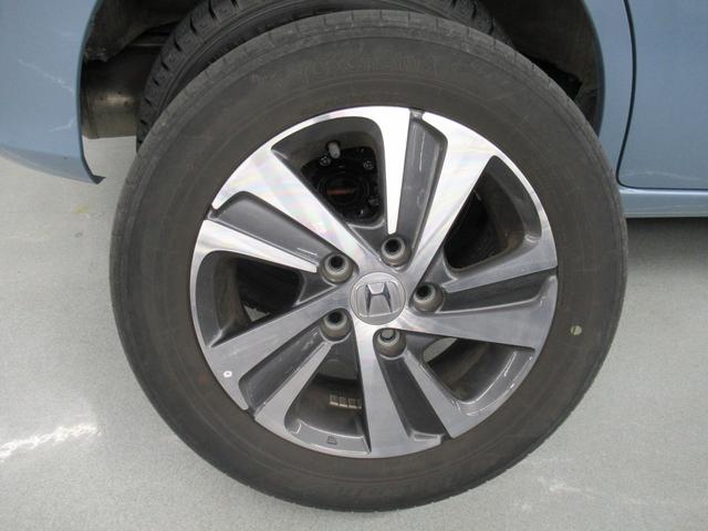 フリード G・ホンダセンシング 4WD 純正メモリーナビ Rカメラ ETC LEDライト 純正エンスタ 左右電動スライドドア シートヒーター ブルートウース対応 ドラレコ 衝突軽減装置(58枚目)