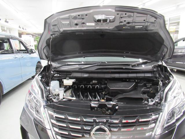 セレナ ハイウェイスターV 4WD 純正メモリーナビ Rカメラ ETC LEDライト ブルートウース対応 ドラレコ 衝突軽減装置 リタモニター 純正エンスタ(13枚目)