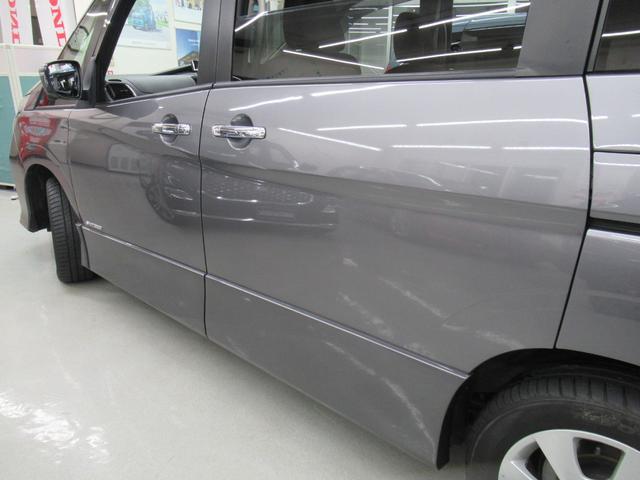 セレナ ハイウェイスターV 4WD 純正メモリーナビ Rカメラ ETC LEDライト ブルートウース対応 ドラレコ 衝突軽減装置 リタモニター 純正エンスタ(20枚目)