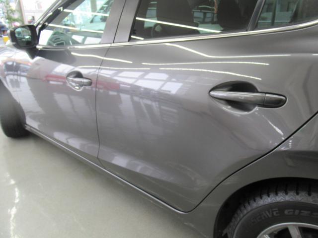 アクセラスポーツ １５Ｓ　純正メモリーナビ　Ｒカメラ　ＥＴＣ　ＬＥＤライト　スマートキー　ブルートウース対応　オートライト　衝突軽減装置　クルーズコントロール（14枚目）