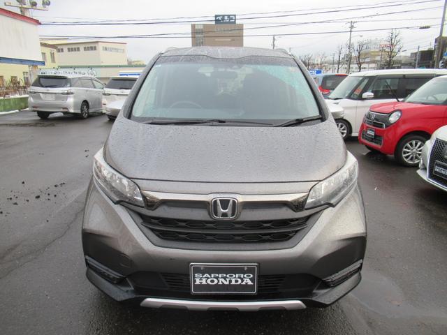 フリード クロスター・ホンダセンシング 4WD 純正メモリーナビ Rカメラ ETC 左右電動スライドドア シートヒーター ブルートウース対応 ドラレコ USB端子付き 衝突軽減装置(15枚目)